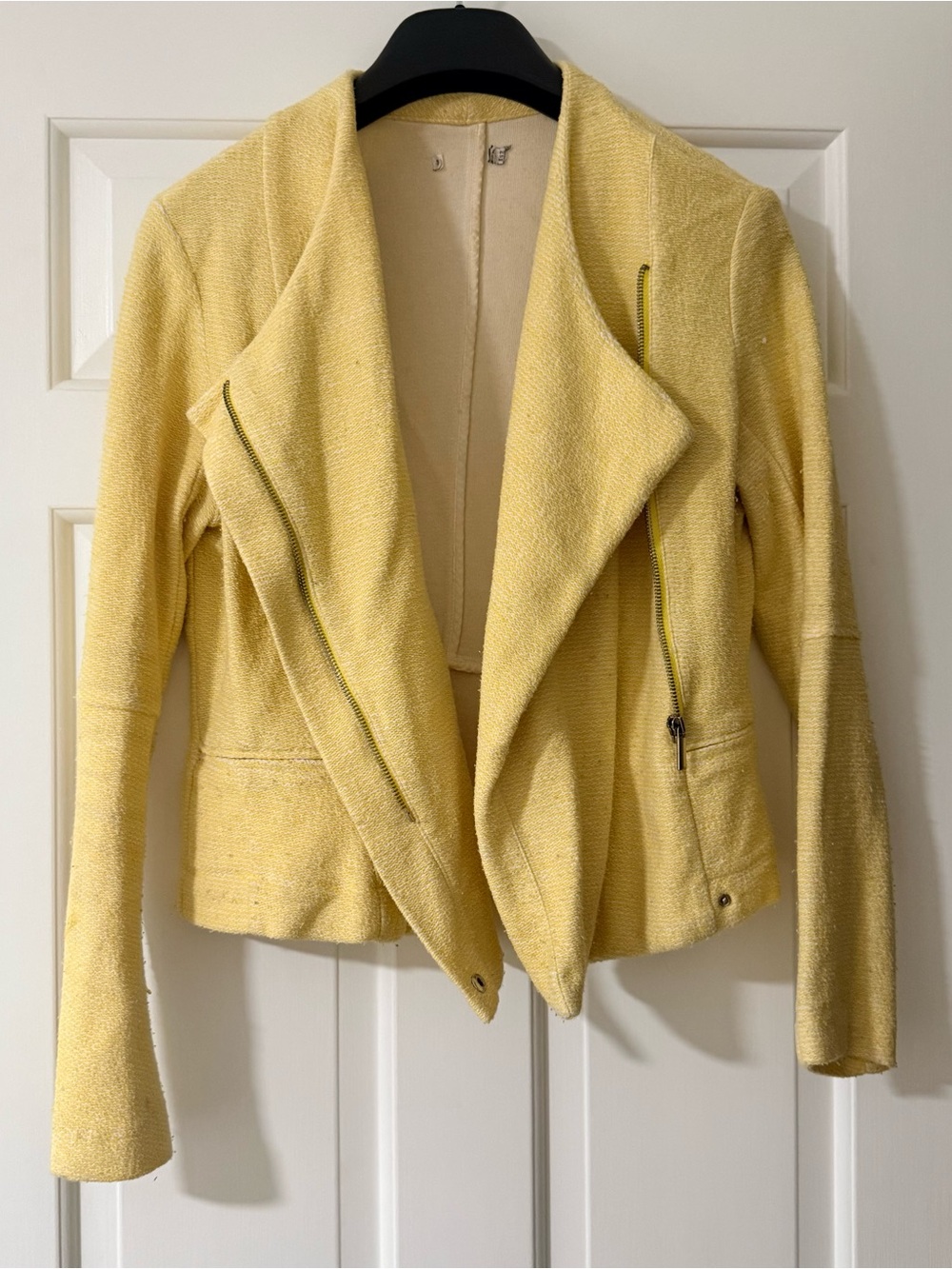 stradivarius Pale Yellow Textured Moto Blazer